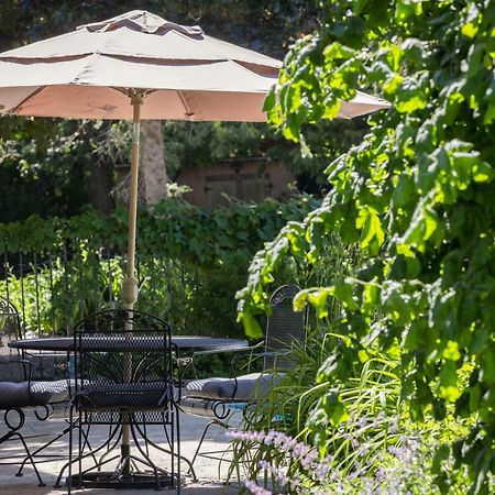 The Villa Bed And Breakfast Westerly Esterno foto