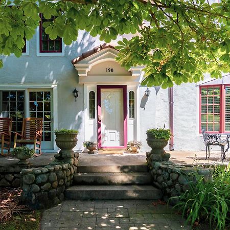The Villa Bed And Breakfast Westerly Esterno foto