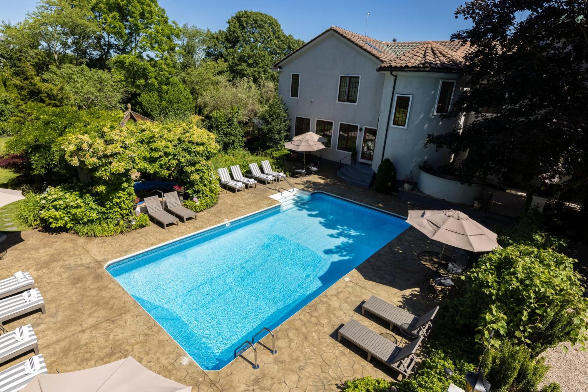 The Villa Bed And Breakfast Westerly Esterno foto