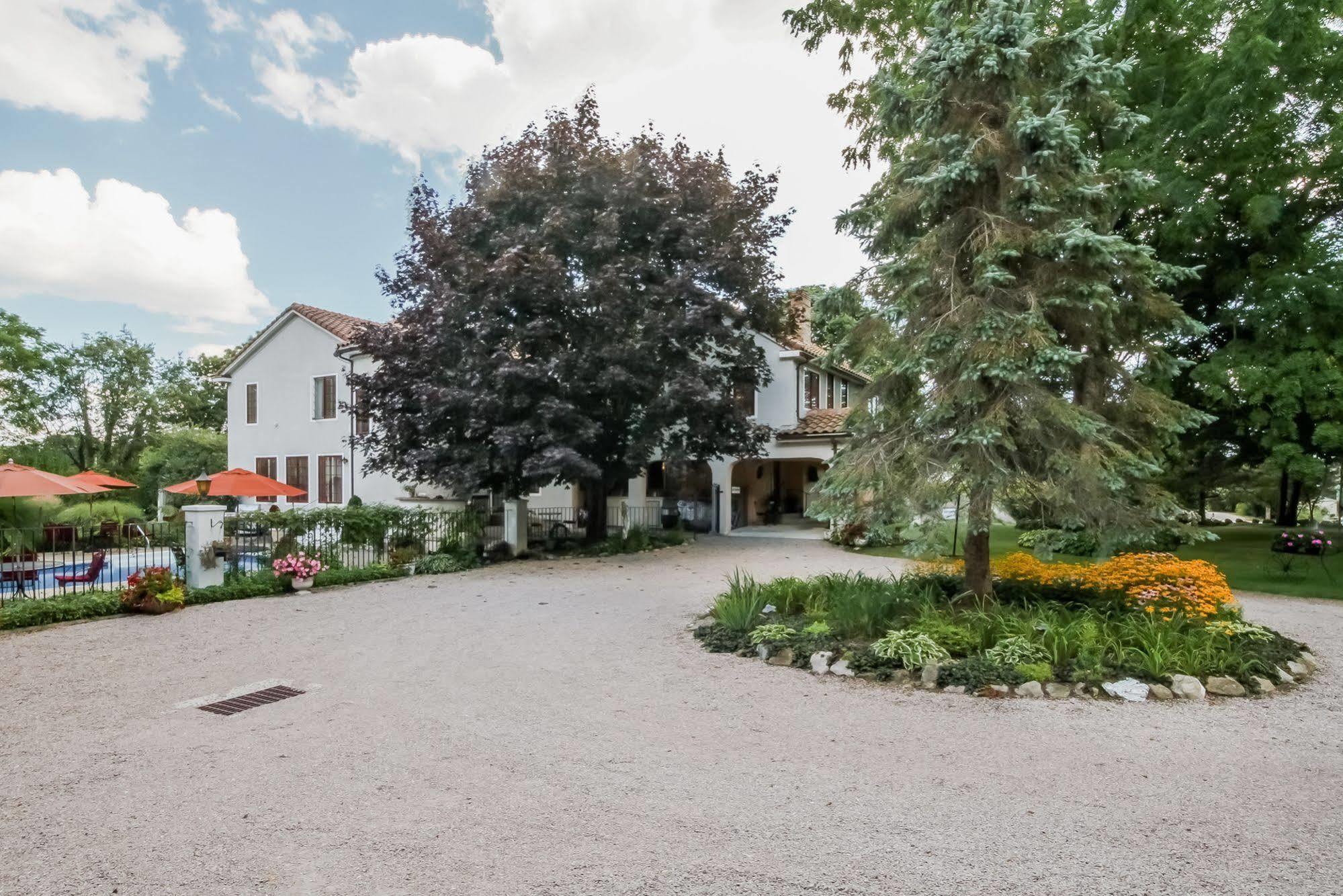 The Villa Bed And Breakfast Westerly Esterno foto